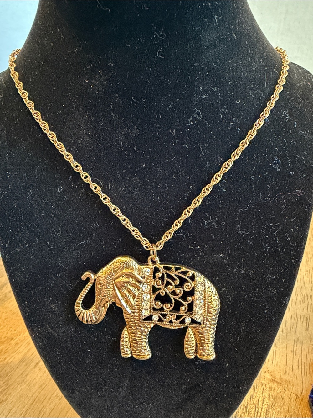 Gold Elephant Pendant Necklace - Women's Jewelry